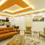 Βίλα Uezuemlue 1 Bedroom Secluded With Private Pool Hot Tub *