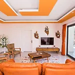 Uezuemlue 1 Bedroom Secluded With Private Pool Hot Tub Villa *