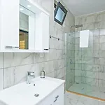 Uezuemlue 1 Bedroom Secluded With Private Pool Hot Tub *